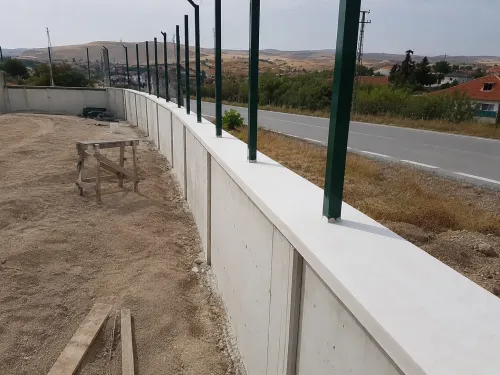 Ankara harpuşta, Beton harpuşta Ankara, Duvar üstü harpuşta, Bahçe duvarı harpuşta taşı, Harpuşta fiyatları Ankara, Beton harpuşta fiyatı, Duvar üstü taşı Ankara, Duvar üstü şapka taşı, Geçmeli harpuşta Ankara, Ölçüye özel beton harpuşta